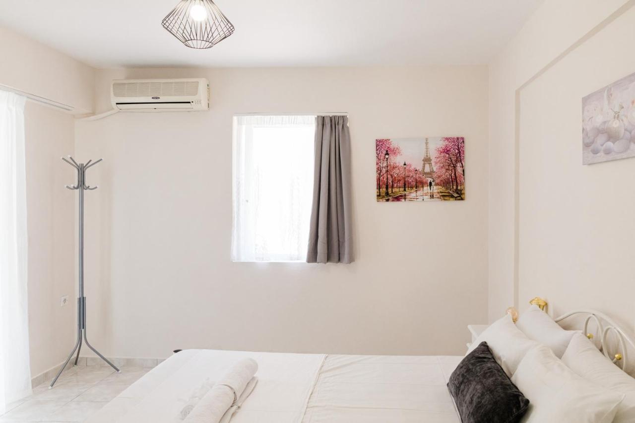 Alexandros Apartments Nydri Exterior foto